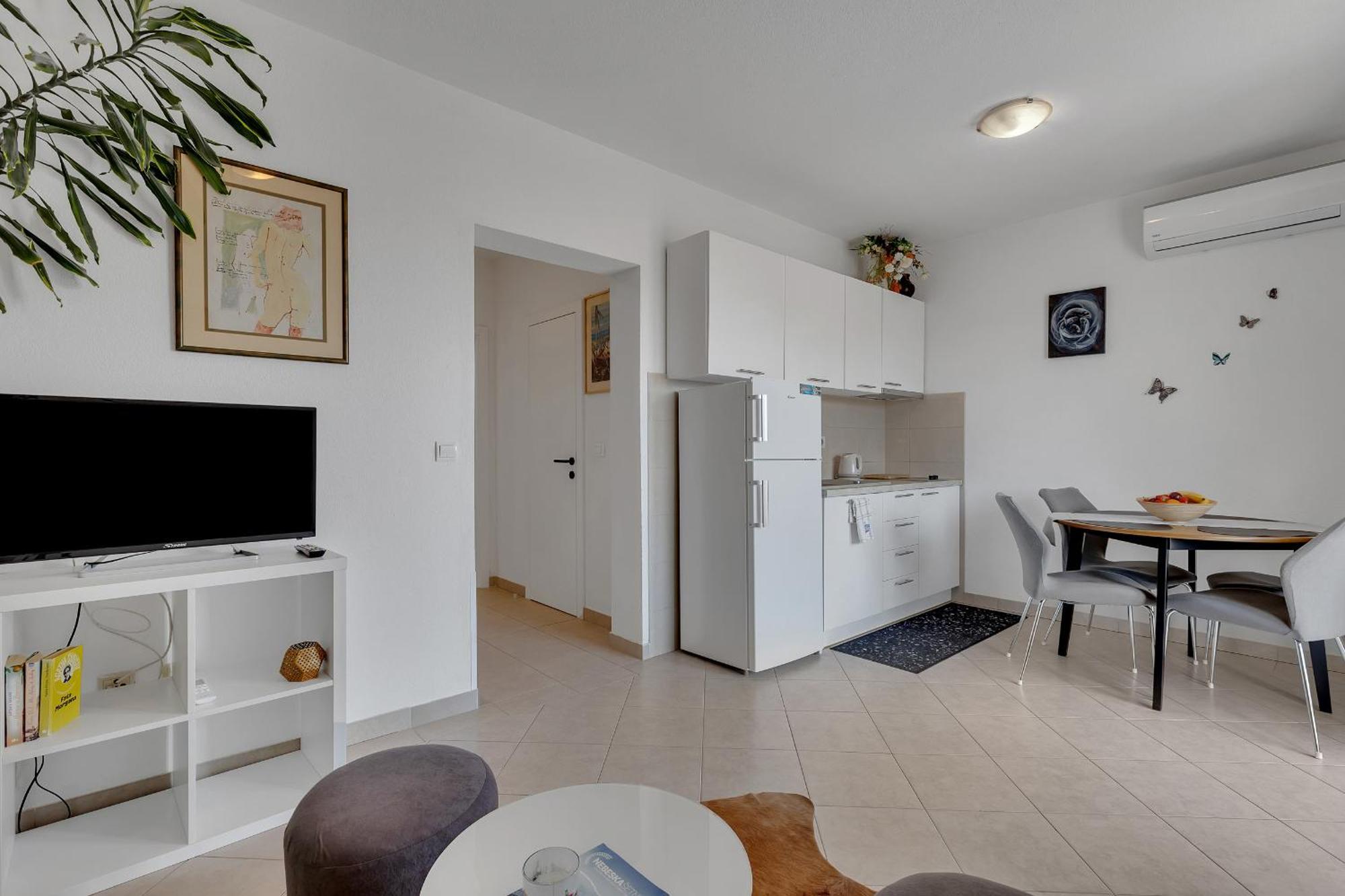 Apartmani Vanda Макарска Экстерьер фото
